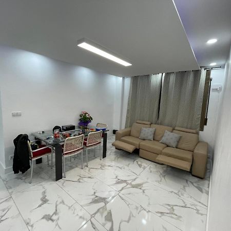 Queen Apartments Santa Coloma de Gramenet Luaran gambar